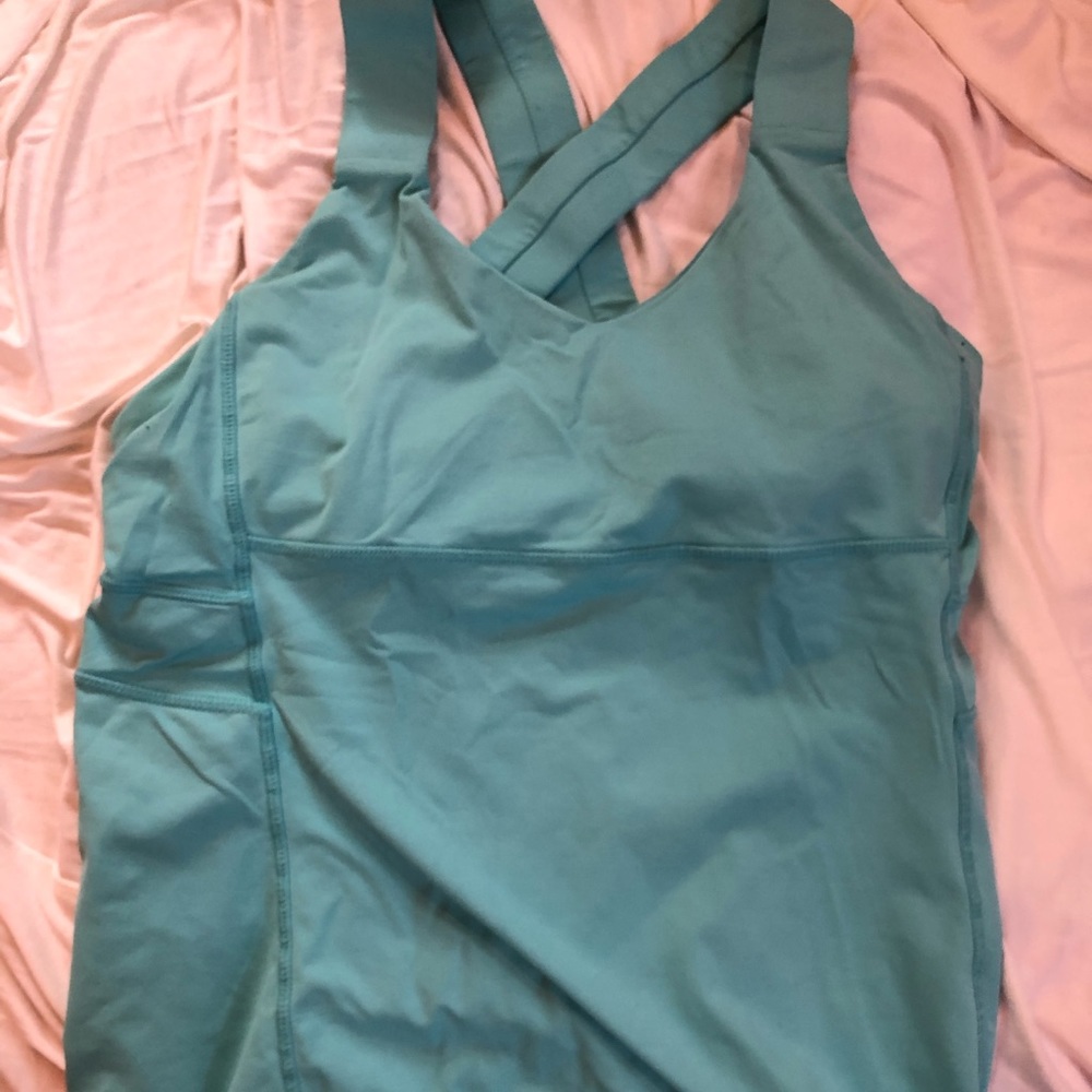 lulu lemon workout top